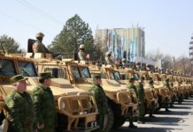 Пограничной службе ГКНБ КР и МЧС вручили новую технику. ФОТО