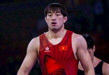 Үзүр Жузупбеков коло медаль тагынды