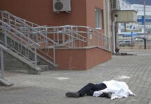 В Бишкеке с 7 этажа выпал молодой мужчина