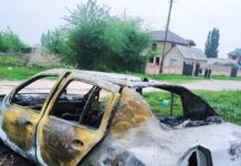 Чүйдө жеңил унаа өрттөнүп кетти