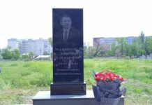 Зайырбек Ажыматовдун эстелиги орнотулду