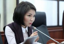 Депутат Курманкул Зулушевге: Гендердик деген теңчилик кайда?
