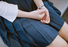 В Тюпе изнасиловали школьницу с ОВЗ. Она родила мертвого ребенка