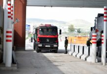 Кабмин: Ситуация со скоплением грузовиков на границе с РК урегулирована