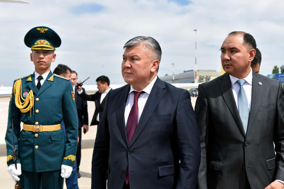 626baaf8844ef thumb В Бишкек прибыл премьер-министр Казахстана Алихан Смаилов