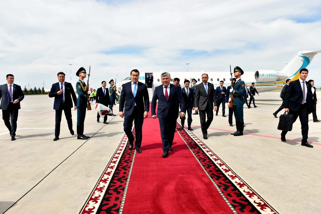 626baaf916a97 1024x682 1 Кыргызстанга Казакстандын премьер-министри келди
