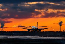 В ближайшее время будет увеличено количество внутренних авиарейсов, — кабмин