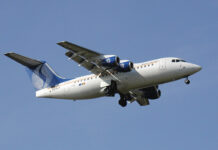 В Кыргызстан завезли два самолета без декларирования. Ущерб — 13 млн сомов