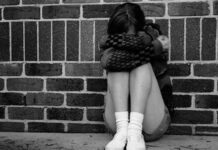 Өспүрүм кызды 70 жаштагы кошунасы зордуктаганы айтылды