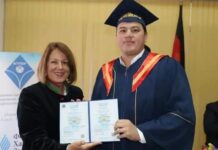 Депутат ЖК Алимжанов опроверг информацию, что у него поддельный диплом