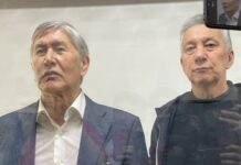 Алмазбек Атамбаев: Бийлик Бакиевдердин алдындагы милдетин аткарып жатат