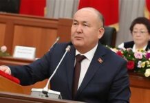 Депутат: “Кумтөрдө” айдоочудан баштап жогорку кызматка чейинки адистер кыргызстандык жарандар
