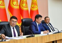 Бакыт Төрөбаев жазгы-талаа иштери боюнча Чүйдүн акимдери менен кеңешме өткөрдү