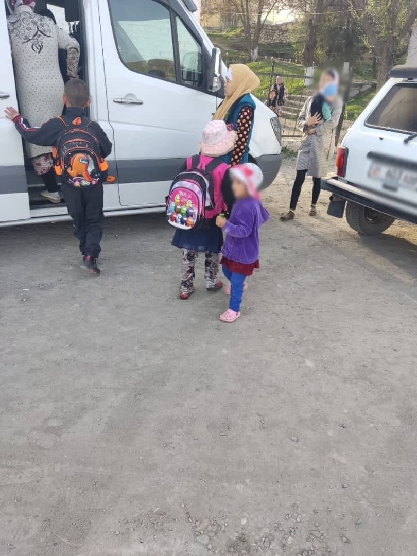 whatsapp image 2022 04 13 at 12 43 47 Эвакуированные жители Баткенской области возвращаются в свои дома