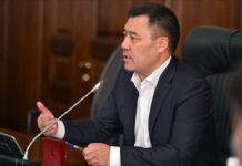 Садыр Жапаров укук коргоочулар менен жолугушуу өткөрдү