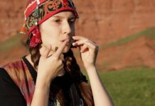 Эл аралык ооз комуз сынагы Якутияда өтөт