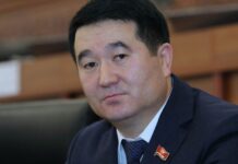 Депутат Ширшов, Иманов жетектеген министрликке байланыштуу кырдаал боюнча Жогорку Кеңеште комиссия түзүүнү сунуштады