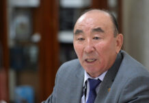 Сыртбай Мусаев освобожден от должности главы Нацкомиссии по госязыку и языковой политике