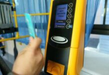 С 1 июля в автобусах и троллейбусах в Бишкеке нельзя будет расплатиться наличкой