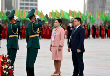 Талант Мамытов Түркмөнстанга иш сапары менен барды