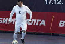 Садыр Жапаровдун катышуусундагы «Мурас» футбол боюнча достук мелдеши башталды, – түз эфир