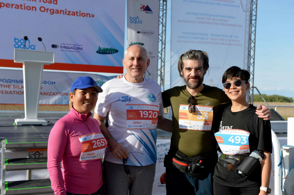 627f38e2f246f thumb На Иссык-Куле проходит международный марафон Run The Silk Road. ФОТО