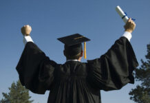 Кыргызстанцы смогут получить стипендии для учебы в ведущих вузах мира