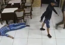 В бишкекском кафе неизвестные избили иностранцев. Видео