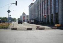 Площадь Ала-Тоо откроют для проезда 22 мая