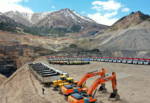 «Кыргызкомур» получил новую спецтехнику. ФОТО