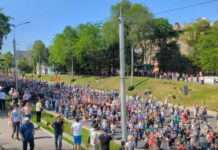 В Бишкеке проходит шествие Бессмертного полка. ВИДЕО
