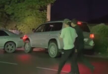 Водитель внедорожника в Бишкеке специально протаранил легковушку и скрылся