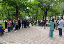 В Бишкеке журналисты отметили День свободы печати субботником