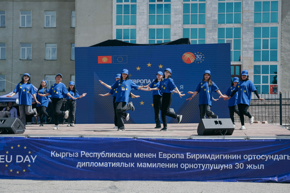 toktonaliev foto 153 of 217 30 лет успешного сотрудничества: в трех городах КР с размахом отметили День Европы