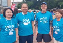 Алымкадыр Бейшеналиев принял участие в марше в Женеве вместе с главой ВОЗ