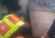 Төрт жашар баланын баш керебетке кыпчылып калып, жерине беш куткаруучу тартылды