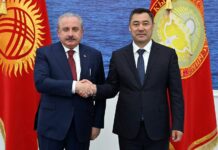 Турция потребовала прекратить деятельность ФЕТО в Кыргызстане. Что ответил Садыр Жапаров