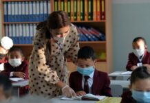 Родители школьников требуют вернуть учебный год с 1 сентября. Создана петиция