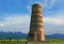 С башни Бурана упала 25-летняя девушка. Она погибла