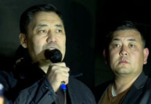 Садыр Жапаров: Сооронбай Жээнбековдон бир доллар алган жокмун