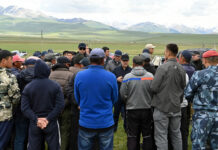Садыр Жапаров посетил золоторудное месторождение Солтон-Сары. ФОТО