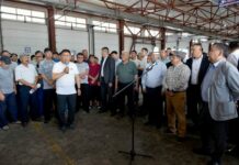 Акылбек Жапаров съездил на рынок «Дордой Food» и пообщался с торговцами