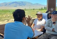 Члены кабмина прокатились в модернизированном вагоне до Балыкчи. ФОТО