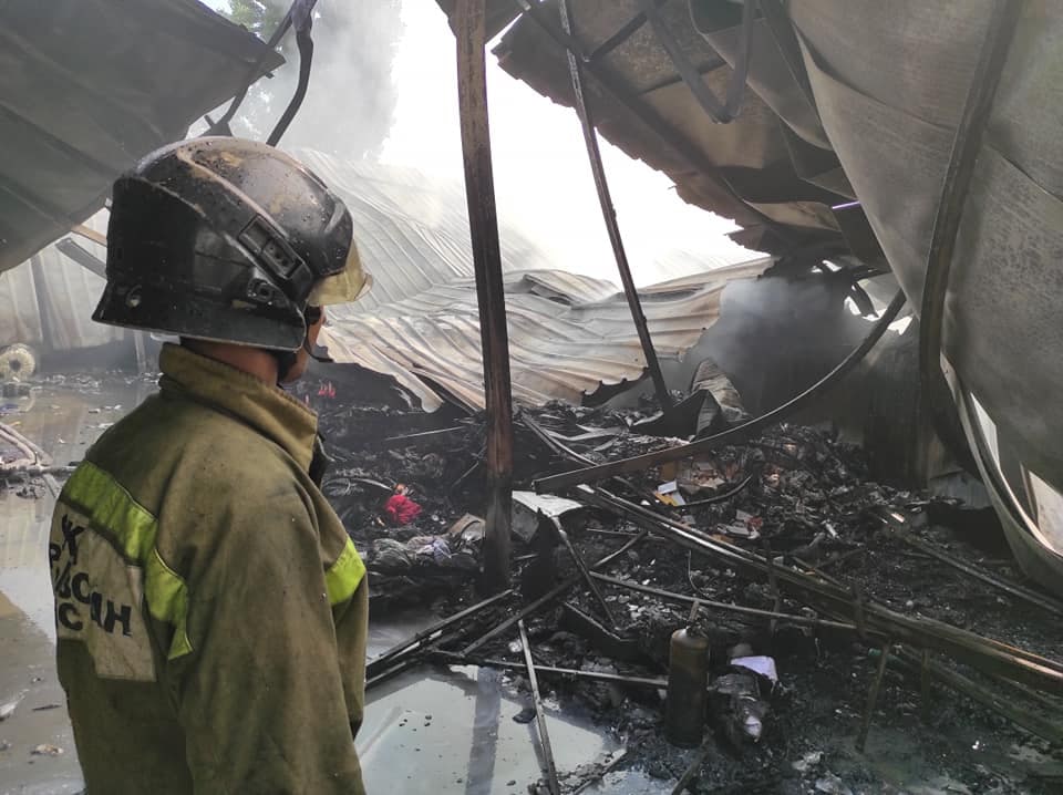 8e366d8a b634 4acc b2ca 0df86b867cff ФОТО: Последствия пожара на складах на окраине Бишкека