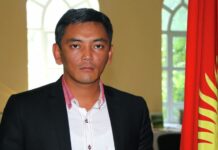 Депутат Мирлан Самыйкожо: “Мадумаровдун тилин кесип..”