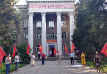 Кыргызстан профсоюздар федерациясынын мурдагы жетекчилери кармалды