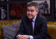 Алмаз Тажыбай: Президент дал карт-бланш бывшему личному врачу в знак благодарности