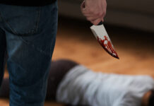 В Кадамжае 35-летний мужчина убил жену, а после повесился