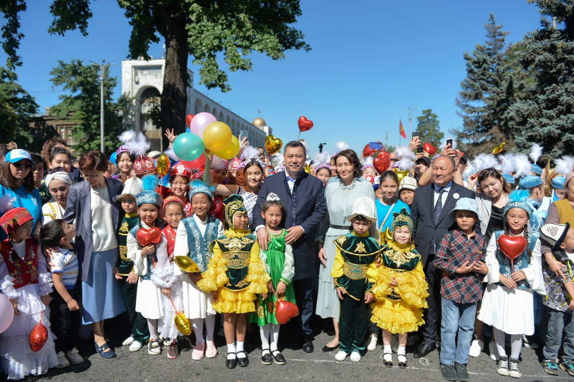 dos 0948 1 1 В Бишкеке прошло открытие Международного детского фестиваля «Наристе». Фоторепортаж