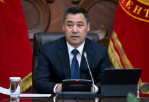 Садыр Жапаров Каспий саммитине катышуу үчүн Ашхабадга барбайт